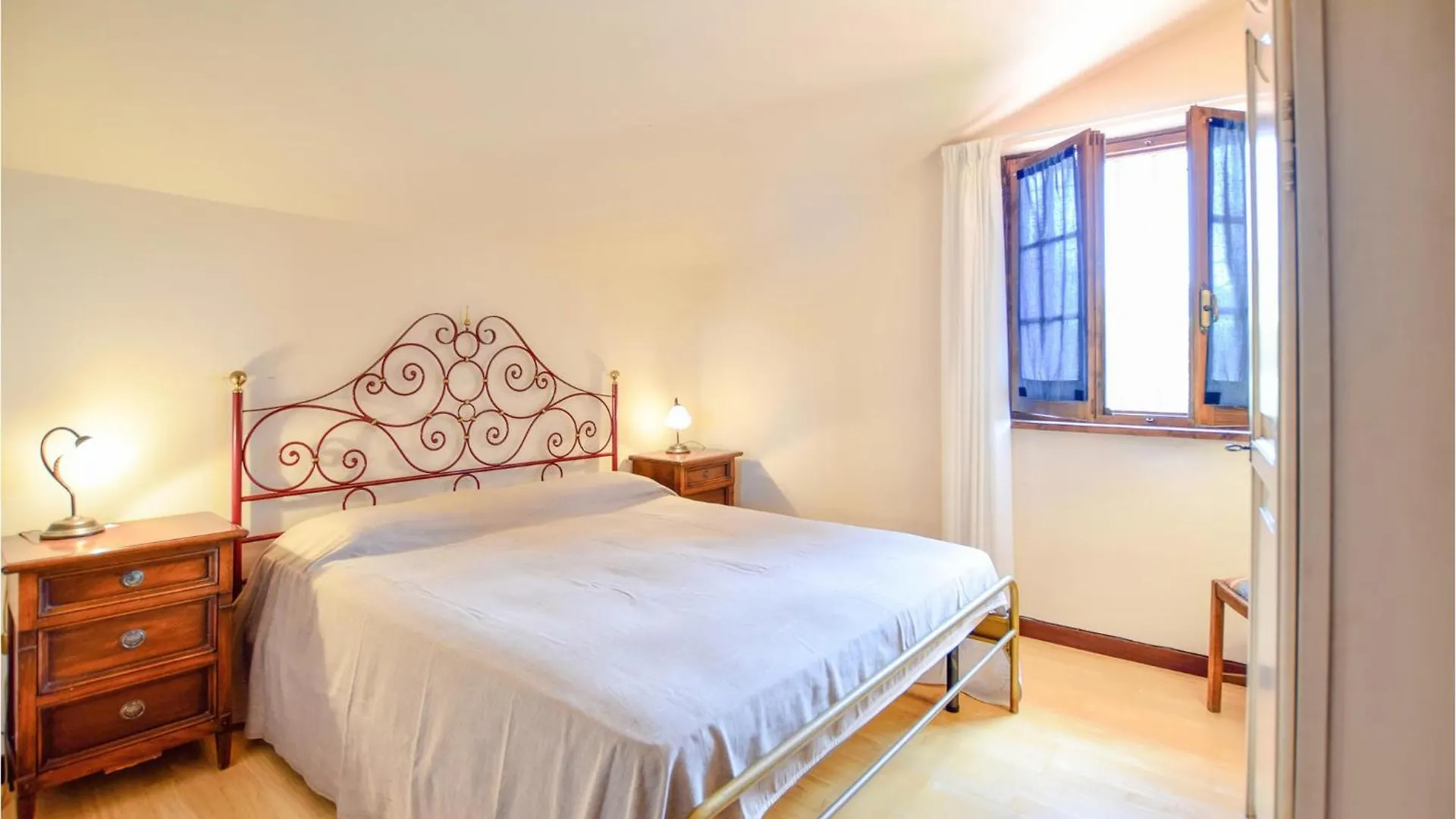 3 Bedroom Pet Friendly Home In Camaiore